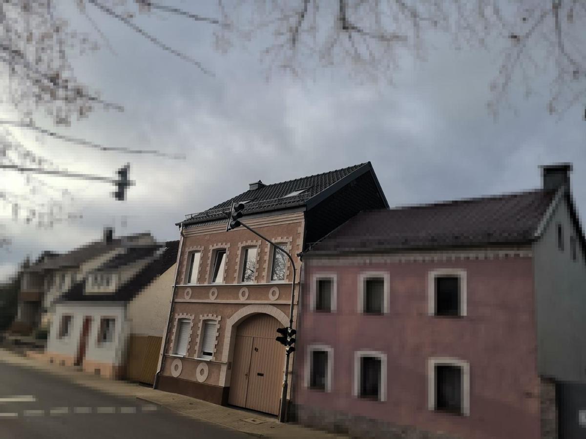 Gemuetliches Zimmer Mit Eigenem Bad Und Kueche Swisttal Buitenkant foto